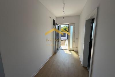 -Casa individuală -4 camere -2 băi - - 5