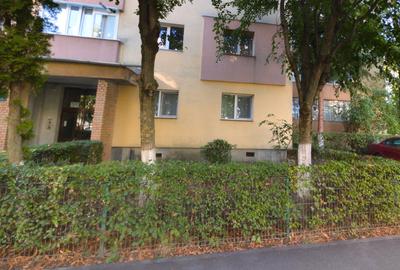 Apartament cu 2 camere decomandat, mobilat în Zorilor