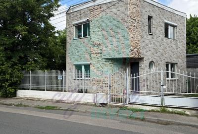 Casă individuală cu 2 camere în Vitan