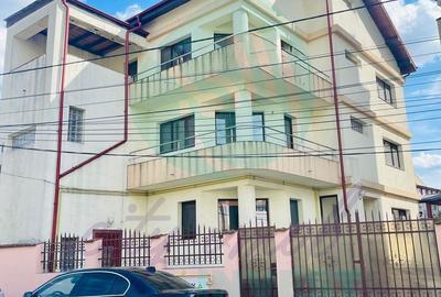 Casă individuală cu 9 camere în 13 Septembrie