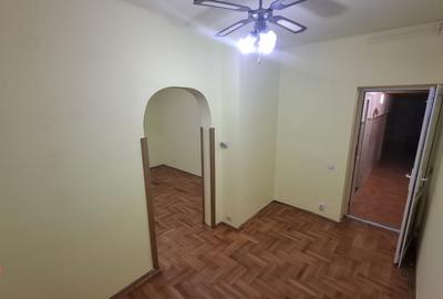 GARA DE NORD (Spitalul Witting)- 2 apartamente, 6 camere, vila solida renovata! - 30