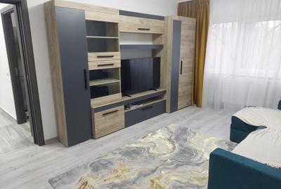 Apartament cu 3 camere decomandat în Tomis III