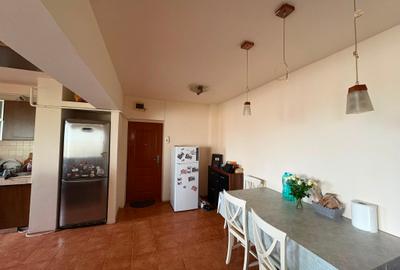 Apartament spațios cu 3 camere | Bulevardul Unirii | Etaj 6 / lift | Centrală p - 12