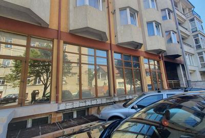 Spatiu Comercial de vanzare sau inchiriere Solaris - 3