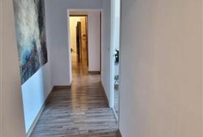 Apartament cu 2 camere decomandat în Decebal