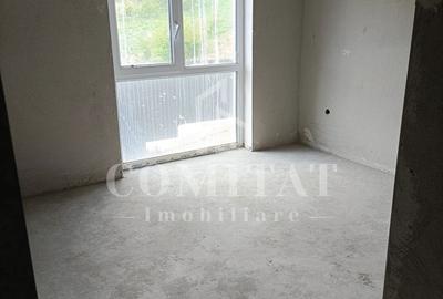Casă înșiruită semifinisată în ansamblu de 4 case | Zona Eroilor - 4