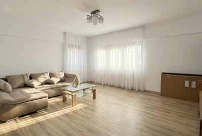 Apartament cu 3 camere decomandat, mobilat în Albert
