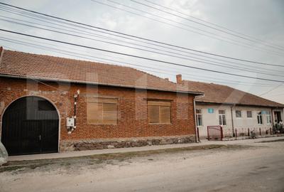 Casă individuală cu 5 camere în Lugoj