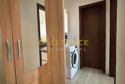 Apartament cu 2 camere decomandat, mobilat în Central