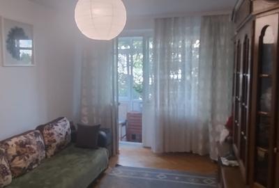 Apartament cu 3 camere decomandat, mobilat în Tineretului