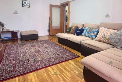 Apartament 3 camere de vânzare – Zona Valah - 2