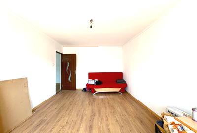 Apartament 2 camere 50mp cu garaj langa bloc 63.000eur neg - 3
