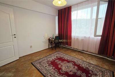 Apartament cu 3 camere semidecomandat, mobilat în Grigorescu