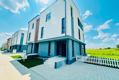 Duplex cu 5 camere în Otopeni
