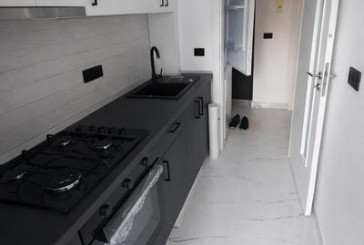 Apartament cu 2 camere semidecomandat, mobilat în Podu Roș