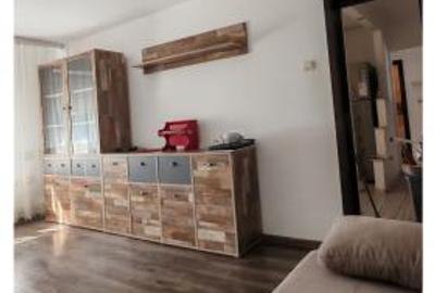 Apartament cu 2 camere decomandat în Km 5