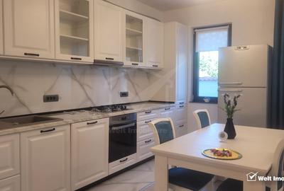 Apartament cu 3 camere decomandat, mobilat în Zorilor
