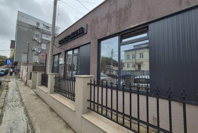 SPAȚIU COMERCIAL MILITARI, STRADA MARGELELOR 19, LIBER, RENOVAT, 45mp, 900€ - 2