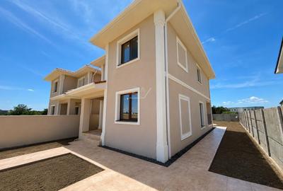 Duplex despartit prin camera tehnica! 5 camere, 3 bai. - 5
