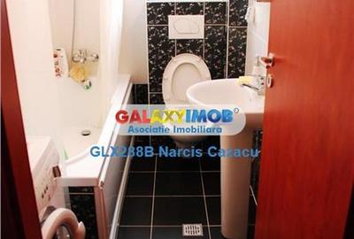 Apartament 3  camere etaj 5 ,70 mp , centrala termica - 24