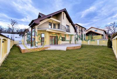 Casă individuală cu 5 camere în Calea Dumbrăvii