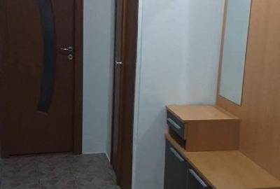 Vand apartament cu 2 camere zona Dambovita - 1