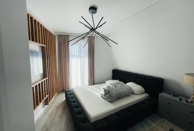 Apartament cu 3 camere semidecomandat, mobilat în Zorilor
