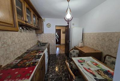 Apartament 3 camere zona Neagoe Voda - 8