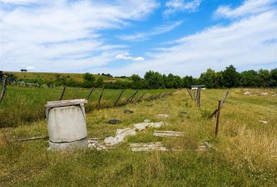 Teren agricol intravilan de 829 mp, în Periferie