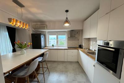 Apartament cu 2 camere decomandat în Decebal