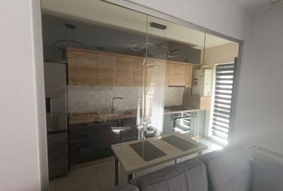 Apartament cu 2 camere decomandat, mobilat în Crângași