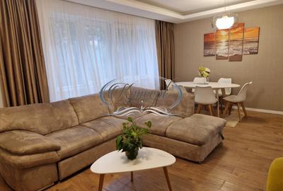 Apartament cu 5 camere decomandat, mobilat în Plopilor