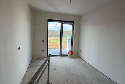 Apartament 2.5 camere- bloc nou- zona Plopi- comision 0% - 20