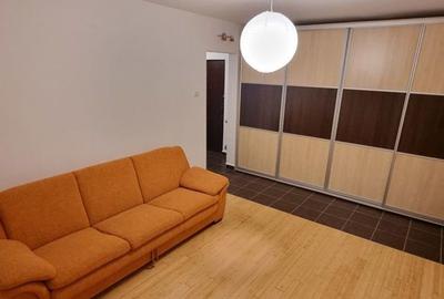 Apartament cu 2 camere semidecomandat în Militari
