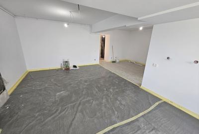 Vând apartament 3 camere, Bulevardul Unirii, etaj 6 - 2