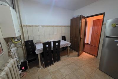 3 Camere 100mp Tomis 3 zona piata - 630 Euro - 9
