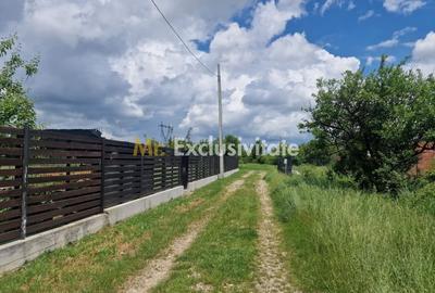 Teren Construcții intravilan de 3006 mp, în Smeura