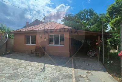 Casă 3 camere + teren 935 mp de vânzare - Zona General Galați - 1