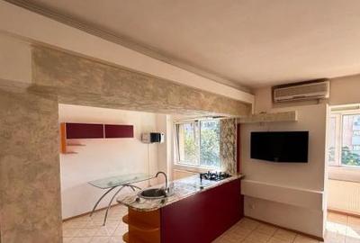 Apartament cu 3 camere decomandat, mobilat în Iancului