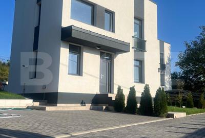 Casă individuală cu 4 camere în Bârnova