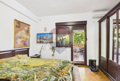 Proprietate unică formată din doua apartamente vila B-dul Primaverii - 8