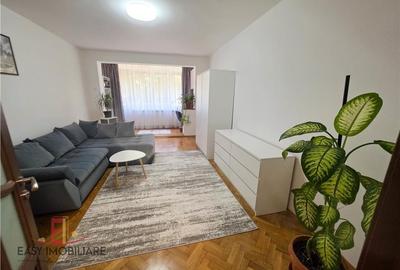 Apartament cu 2 camere decomandat în 7 Noiembrie
