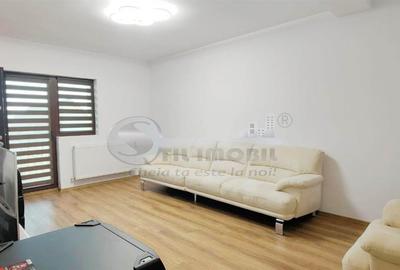 Apartament cu 3 camere decomandat în Cug