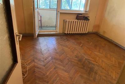Apartament 3 camere Focsani ,zona centrala , 2 bai , decomandat , liber - 13