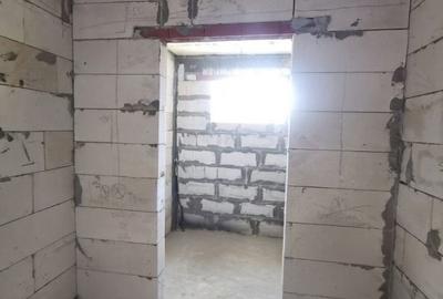 Casa la rosu în Plaiul Vulcănești - 10