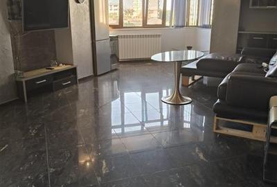 Apartament cu 2 camere decomandat în Barieră
