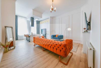 Apartament cu 3 camere nedecomandat, mobilat în Ultracentral