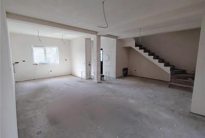 Duplex separat prin CT - Toate utilitatile - zona populata - 3