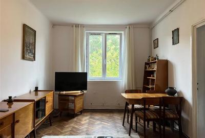 Apartament cu 3 camere si doua bai Zona N. Iorga - 1