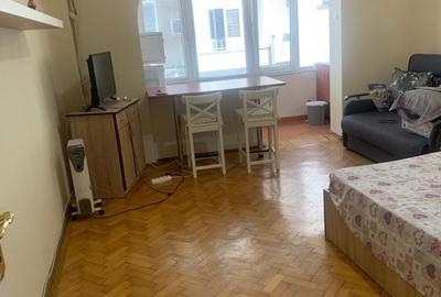 Închiriez garsonieră decomandată – Cișmigiu, Sector 1 – 420 €/lună - 6